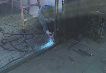 Steel Gate Repair | Argyle